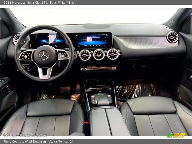 Polar White / Black 2021 Mercedes-Benz GLA 250