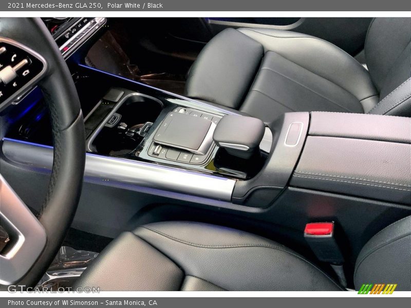 Polar White / Black 2021 Mercedes-Benz GLA 250