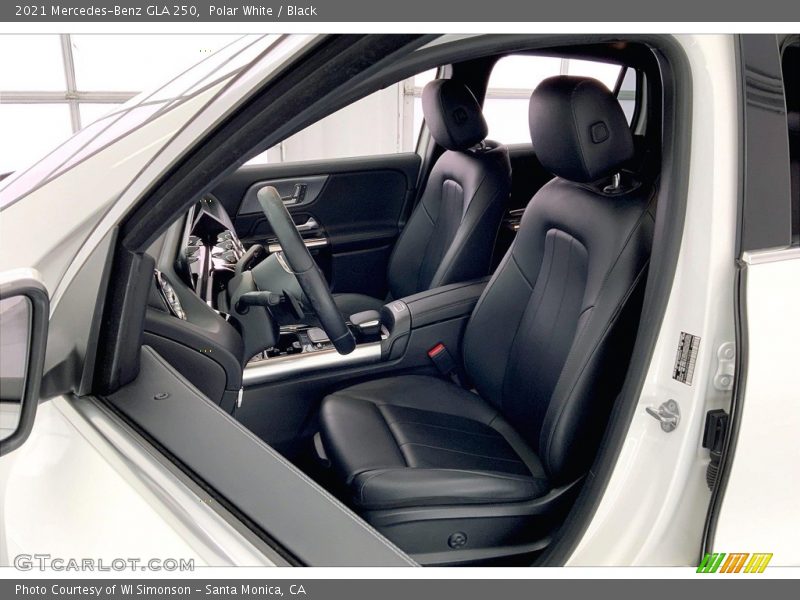 Polar White / Black 2021 Mercedes-Benz GLA 250