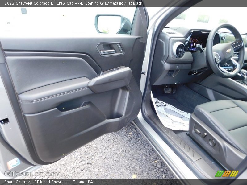 Sterling Gray Metallic / Jet Black 2023 Chevrolet Colorado LT Crew Cab 4x4