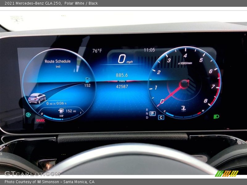 Polar White / Black 2021 Mercedes-Benz GLA 250