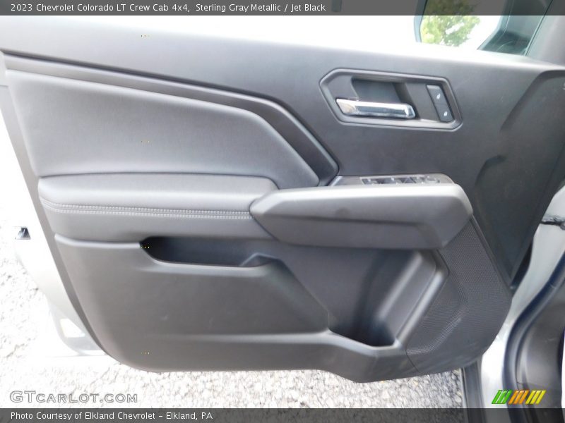 Sterling Gray Metallic / Jet Black 2023 Chevrolet Colorado LT Crew Cab 4x4
