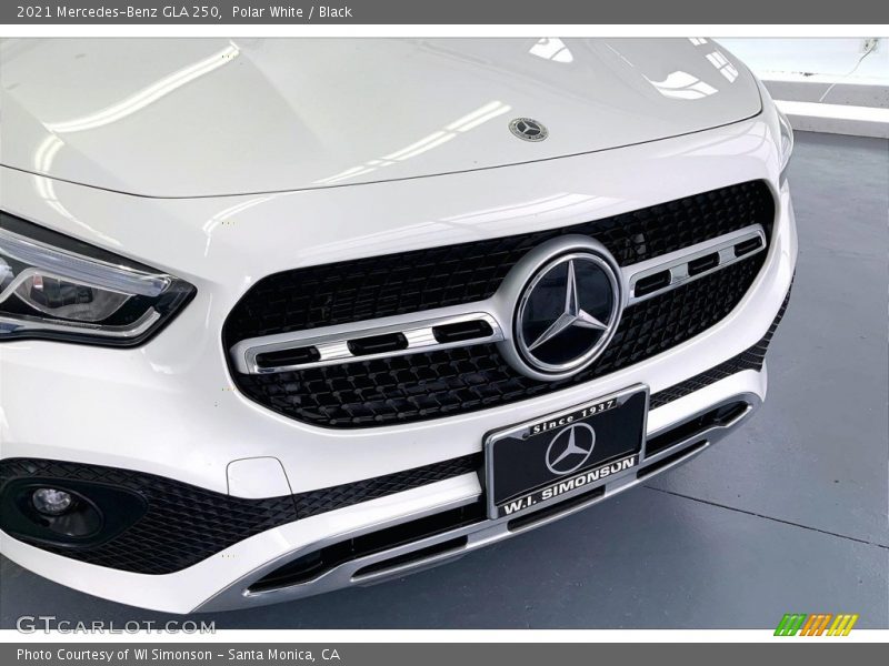 Polar White / Black 2021 Mercedes-Benz GLA 250