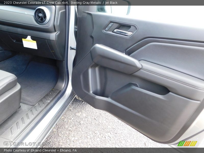 Sterling Gray Metallic / Jet Black 2023 Chevrolet Colorado LT Crew Cab 4x4