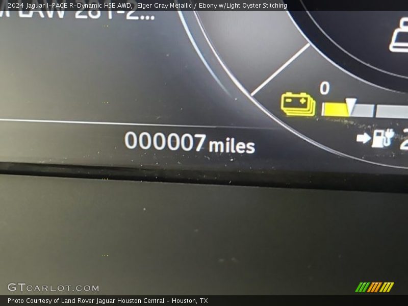 Eiger Gray Metallic / Ebony w/Light Oyster Stitching 2024 Jaguar I-PACE R-Dynamic HSE AWD
