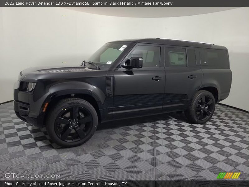  2023 Defender 130 X-Dynamic SE Santorini Black Metallic
