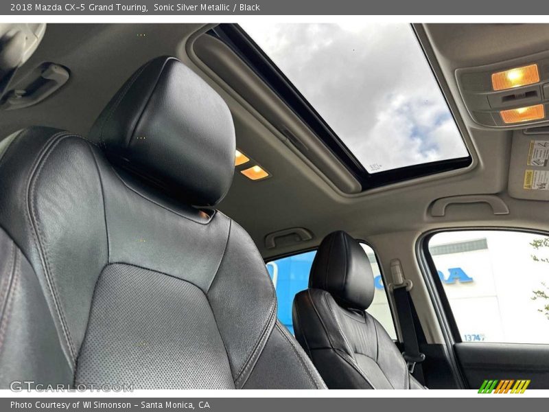Sonic Silver Metallic / Black 2018 Mazda CX-5 Grand Touring