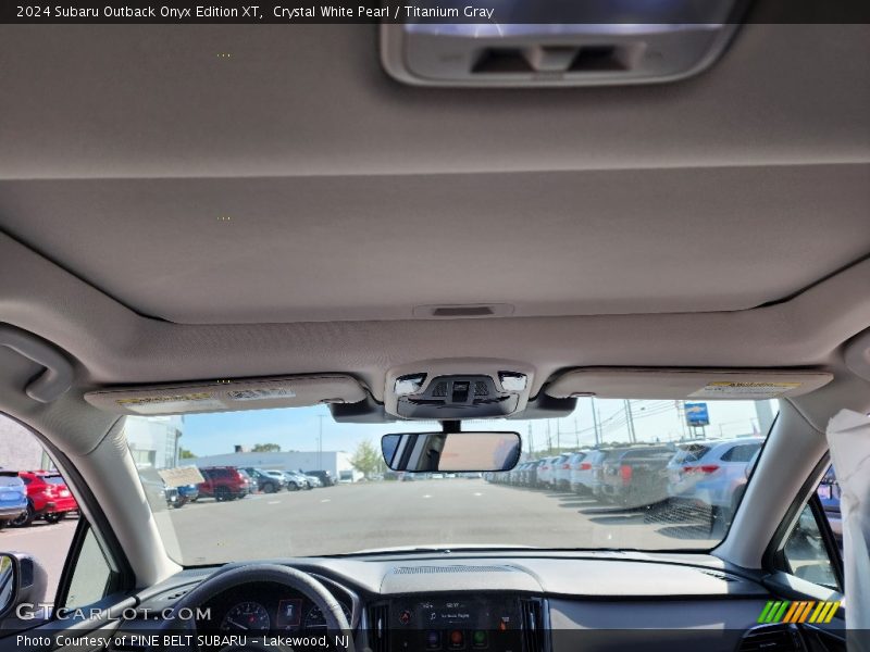 Crystal White Pearl / Titanium Gray 2024 Subaru Outback Onyx Edition XT
