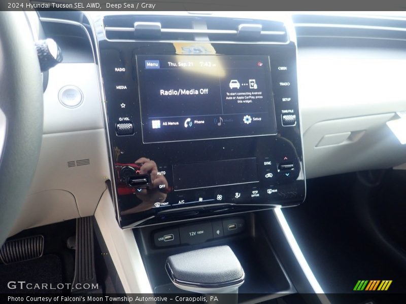 Controls of 2024 Tucson SEL AWD