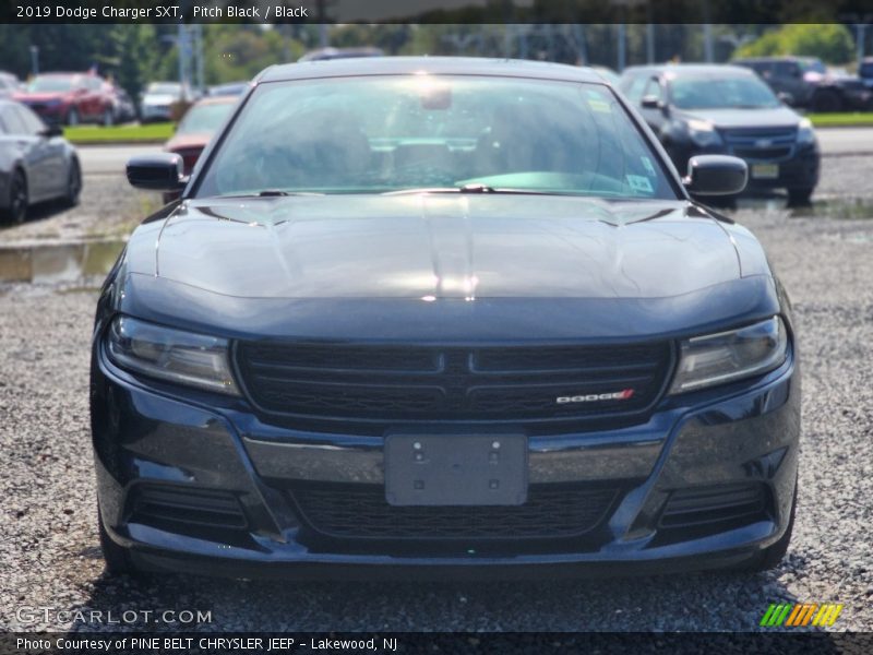 Pitch Black / Black 2019 Dodge Charger SXT