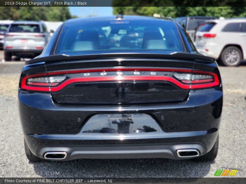Pitch Black / Black 2019 Dodge Charger SXT