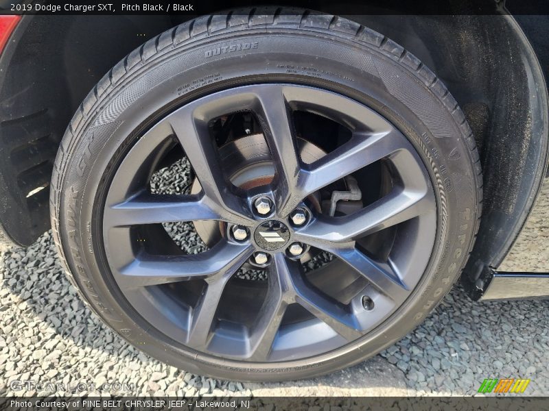 Pitch Black / Black 2019 Dodge Charger SXT