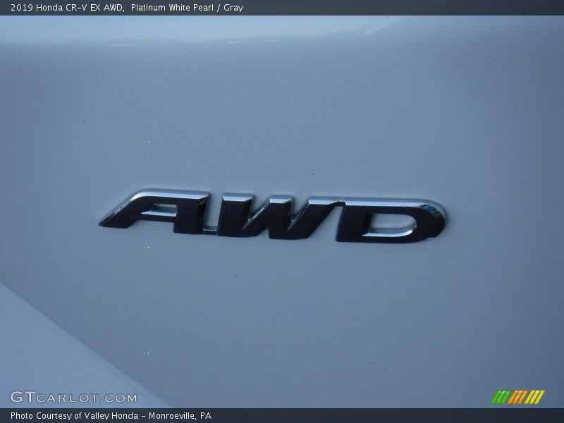 Platinum White Pearl / Gray 2019 Honda CR-V EX AWD