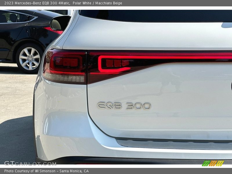  2023 EQB 300 4Matic Logo