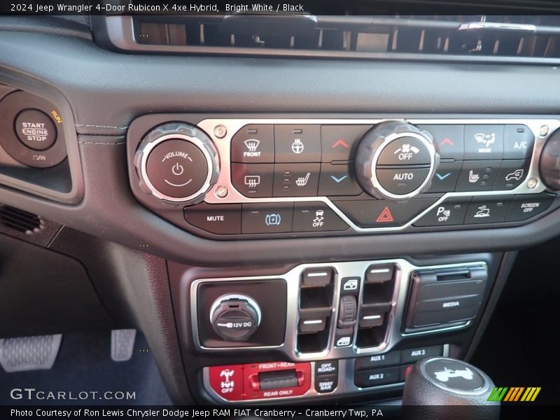 Controls of 2024 Wrangler 4-Door Rubicon X 4xe Hybrid