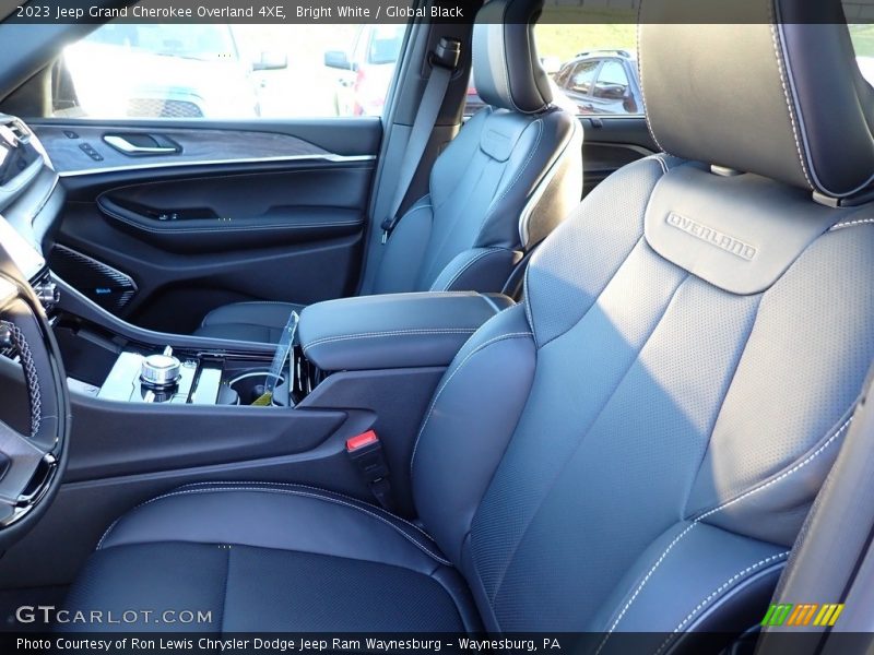 Bright White / Global Black 2023 Jeep Grand Cherokee Overland 4XE