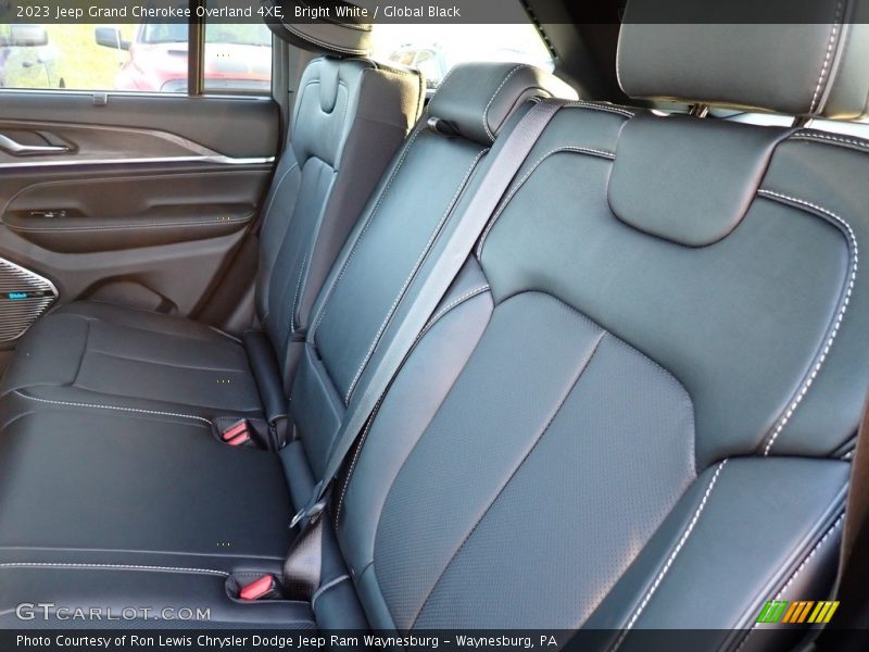 Bright White / Global Black 2023 Jeep Grand Cherokee Overland 4XE