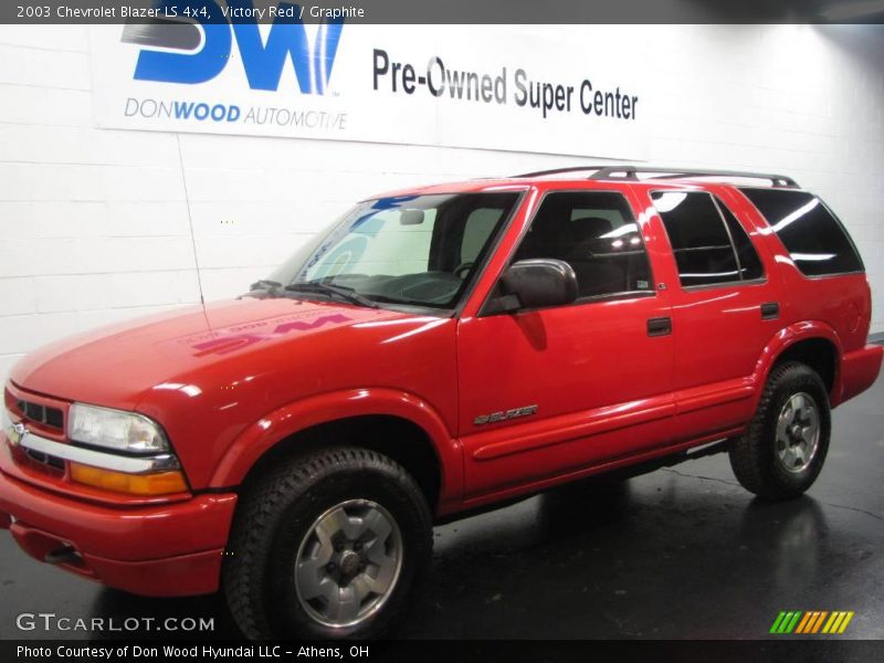 Victory Red / Graphite 2003 Chevrolet Blazer LS 4x4