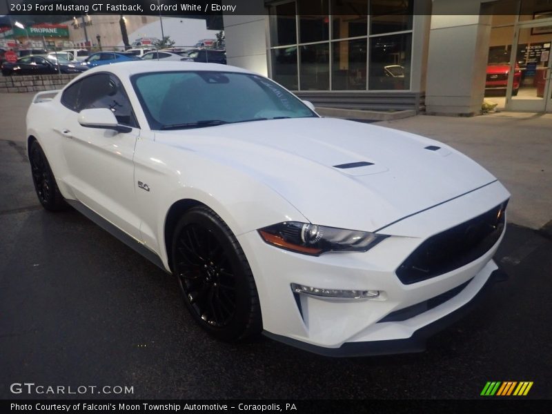 Oxford White / Ebony 2019 Ford Mustang GT Fastback
