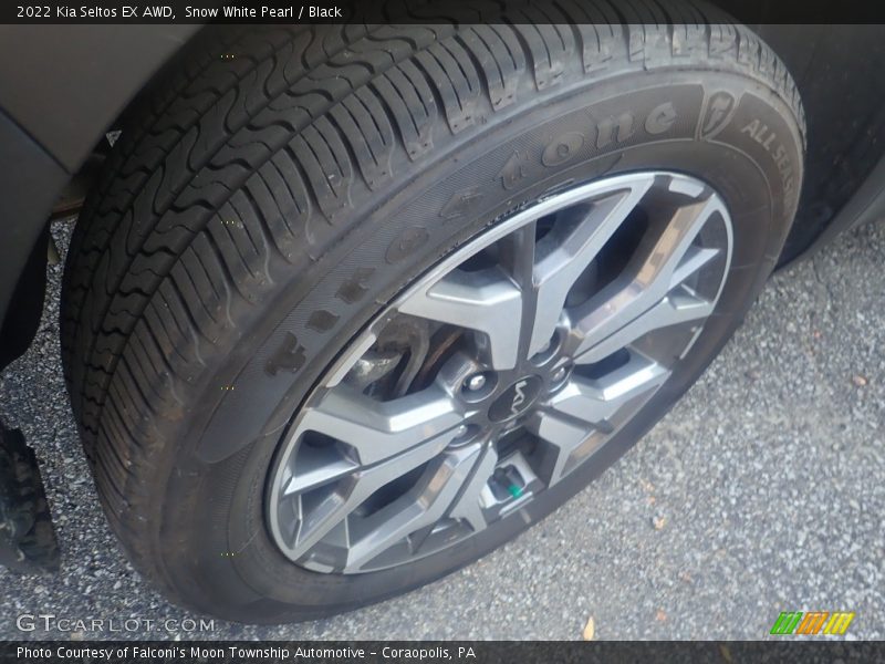 Snow White Pearl / Black 2022 Kia Seltos EX AWD
