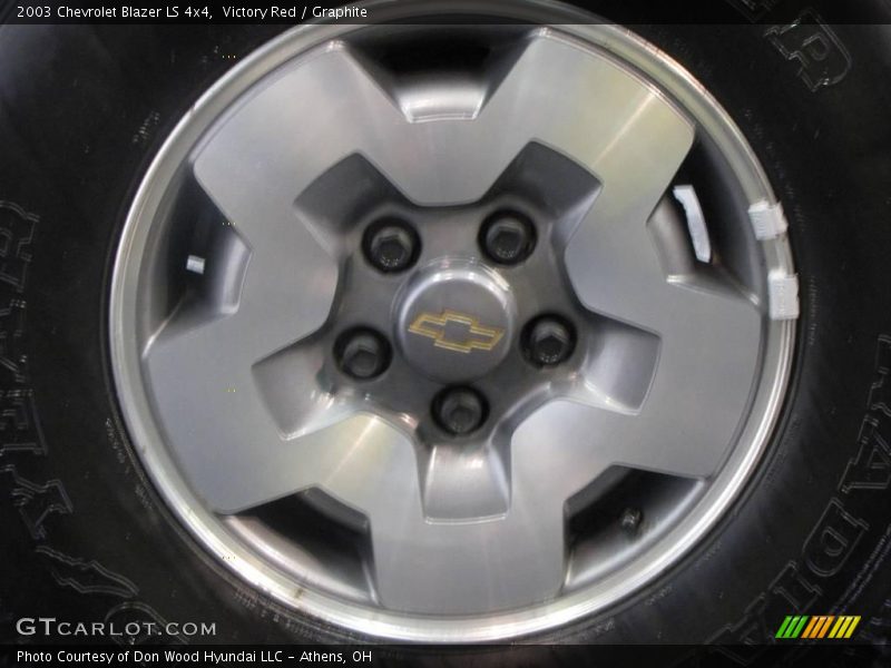 Victory Red / Graphite 2003 Chevrolet Blazer LS 4x4