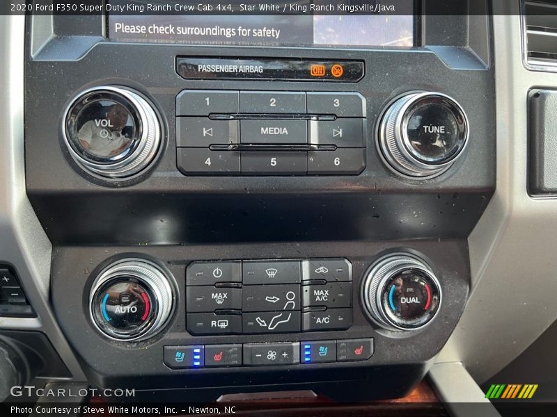 Controls of 2020 F350 Super Duty King Ranch Crew Cab 4x4