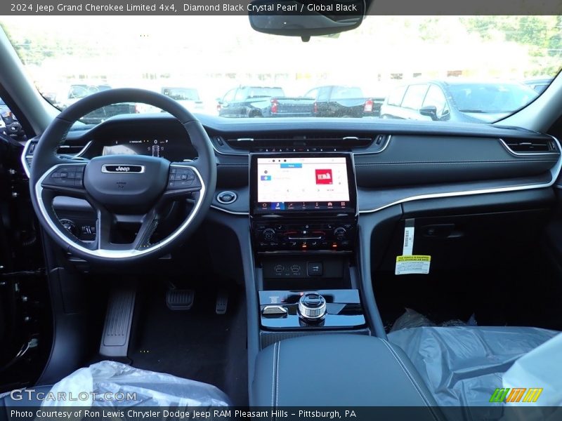Front Seat of 2024 Grand Cherokee Limited 4x4