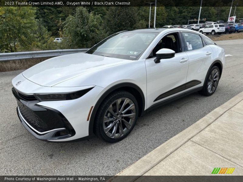Front 3/4 View of 2023 Crown Limited AWD