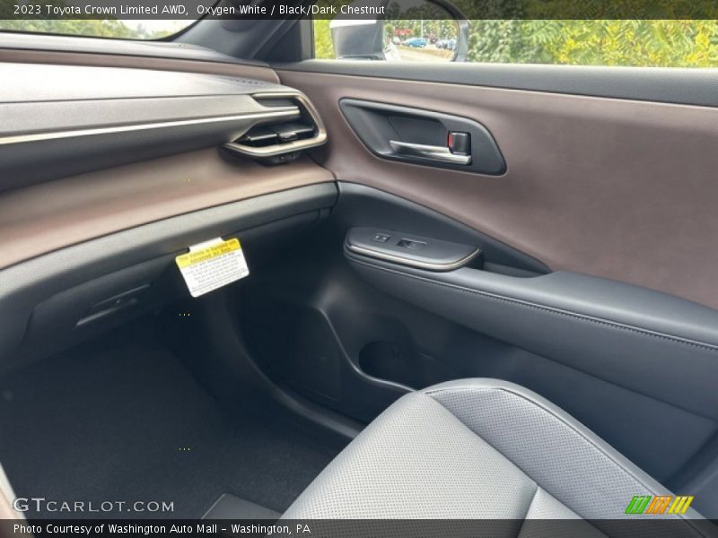 Oxygen White / Black/Dark Chestnut 2023 Toyota Crown Limited AWD