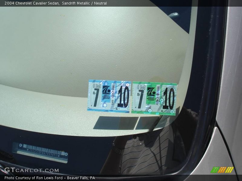 Sandrift Metallic / Neutral 2004 Chevrolet Cavalier Sedan