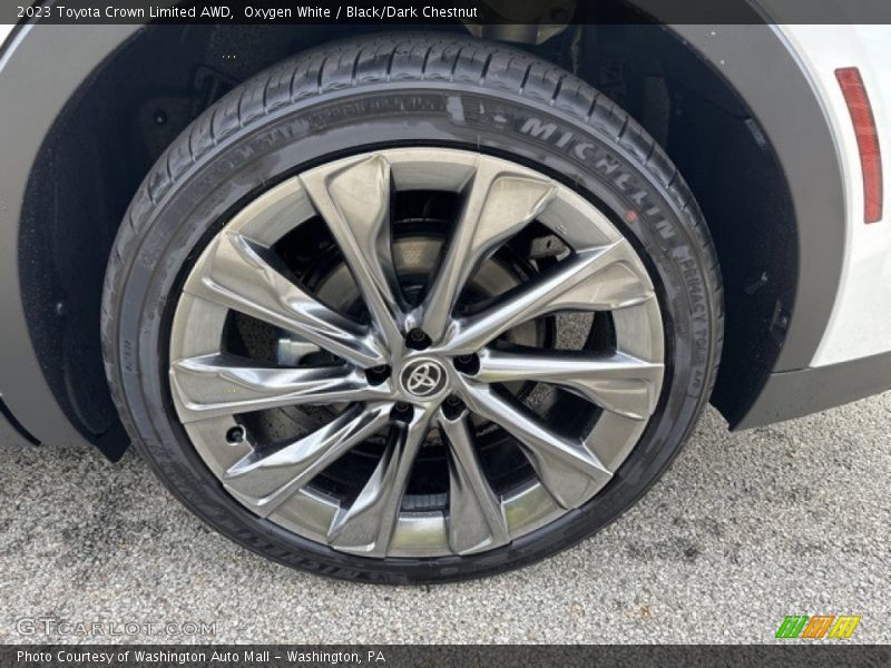  2023 Crown Limited AWD Wheel
