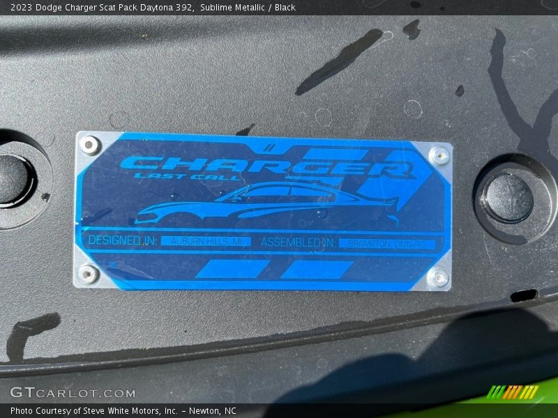 Sublime Metallic / Black 2023 Dodge Charger Scat Pack Daytona 392