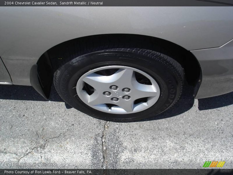 Sandrift Metallic / Neutral 2004 Chevrolet Cavalier Sedan