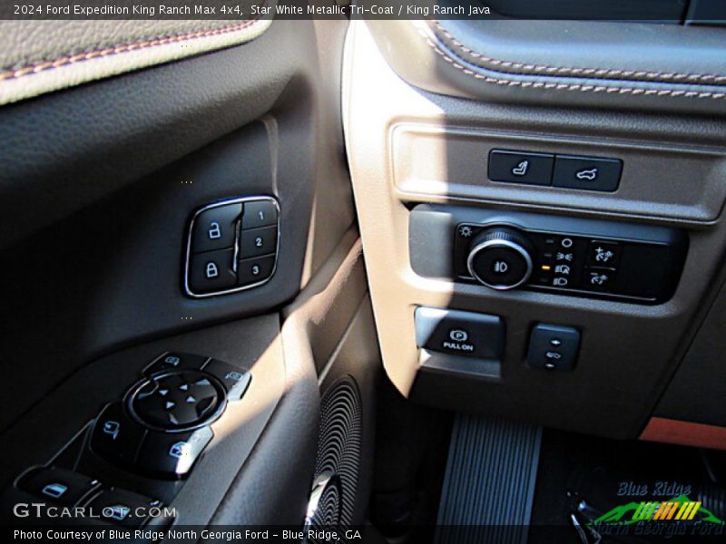 Star White Metallic Tri-Coat / King Ranch Java 2024 Ford Expedition King Ranch Max 4x4