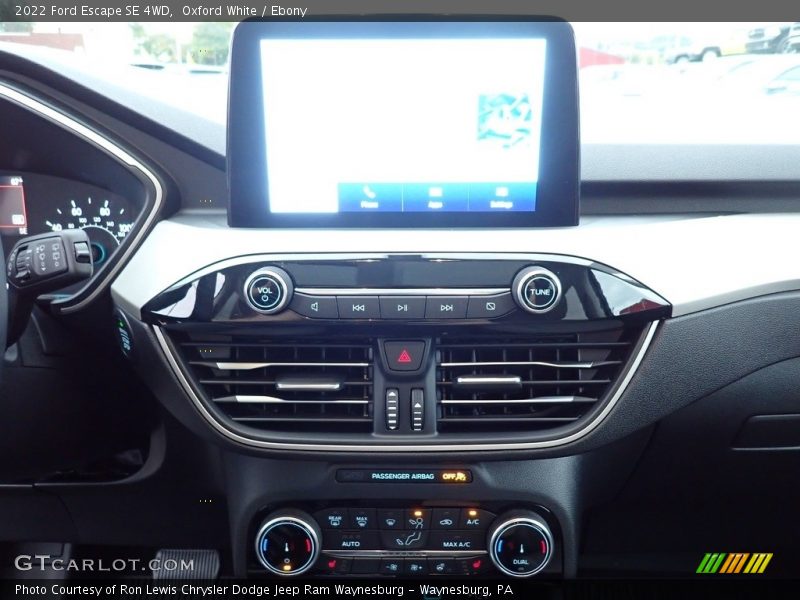 Oxford White / Ebony 2022 Ford Escape SE 4WD