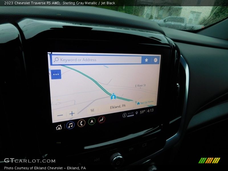 Sterling Gray Metallic / Jet Black 2023 Chevrolet Traverse RS AWD