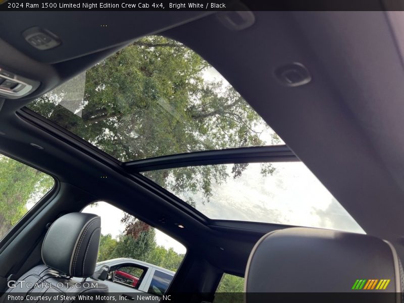 Sunroof of 2024 1500 Limited Night Edition Crew Cab 4x4