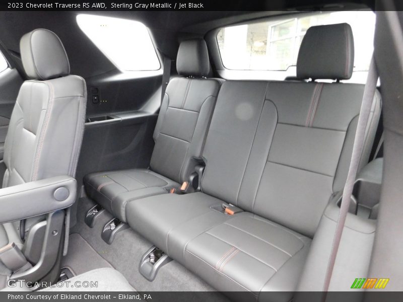 Sterling Gray Metallic / Jet Black 2023 Chevrolet Traverse RS AWD