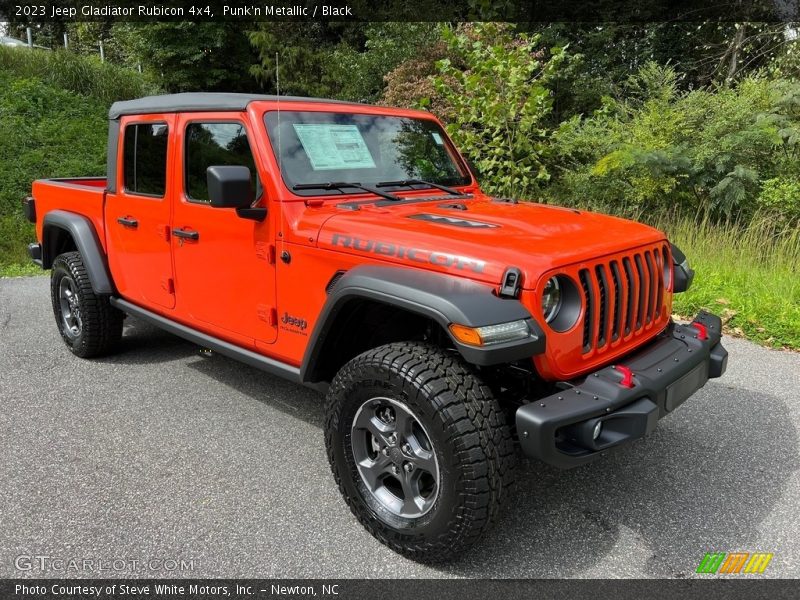Front 3/4 View of 2023 Gladiator Rubicon 4x4