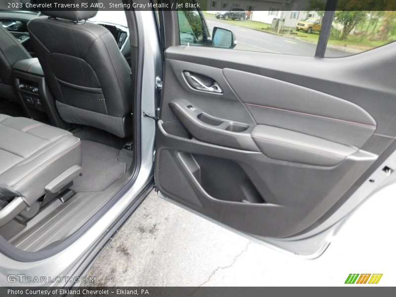 Sterling Gray Metallic / Jet Black 2023 Chevrolet Traverse RS AWD