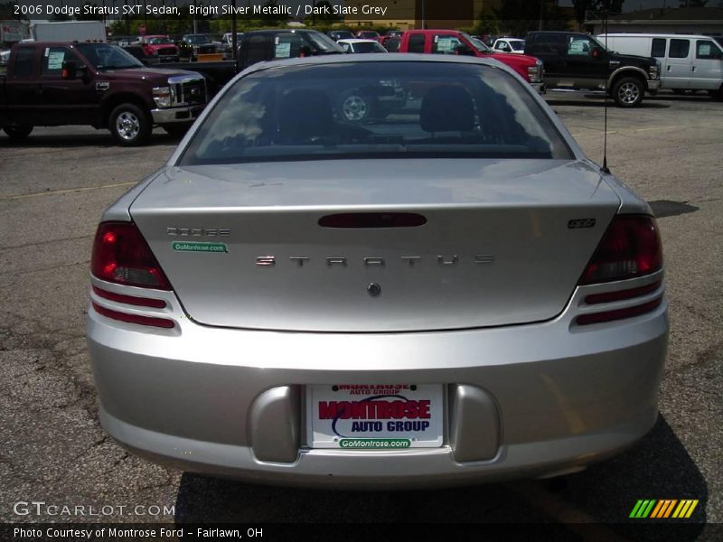 Bright Silver Metallic / Dark Slate Grey 2006 Dodge Stratus SXT Sedan