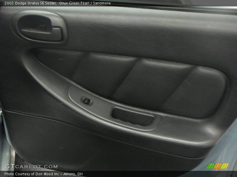 Onyx Green Pearl / Sandstone 2002 Dodge Stratus SE Sedan