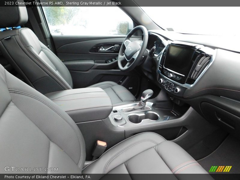Sterling Gray Metallic / Jet Black 2023 Chevrolet Traverse RS AWD