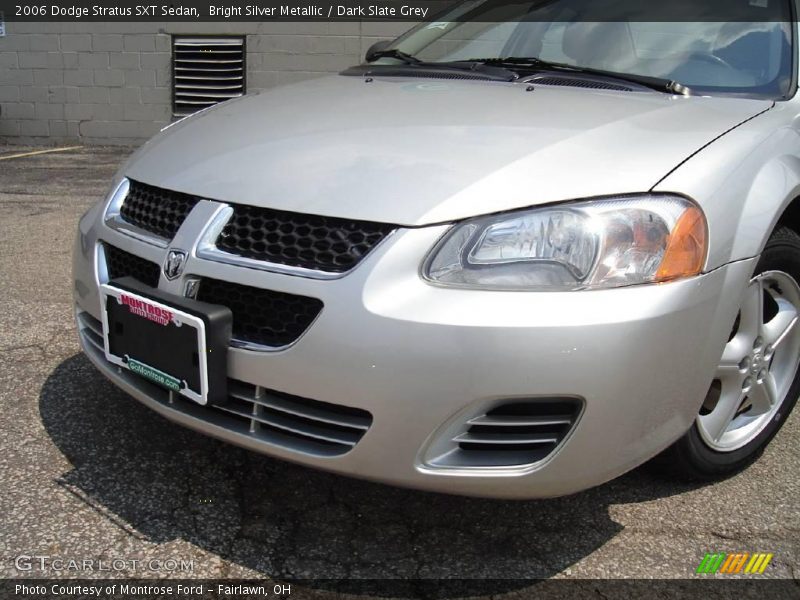 Bright Silver Metallic / Dark Slate Grey 2006 Dodge Stratus SXT Sedan