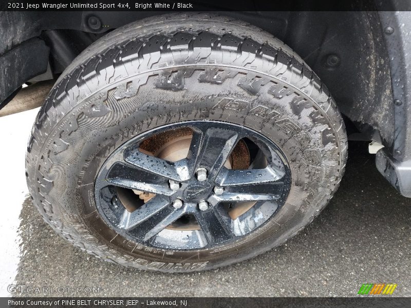 Bright White / Black 2021 Jeep Wrangler Unlimited Sport 4x4