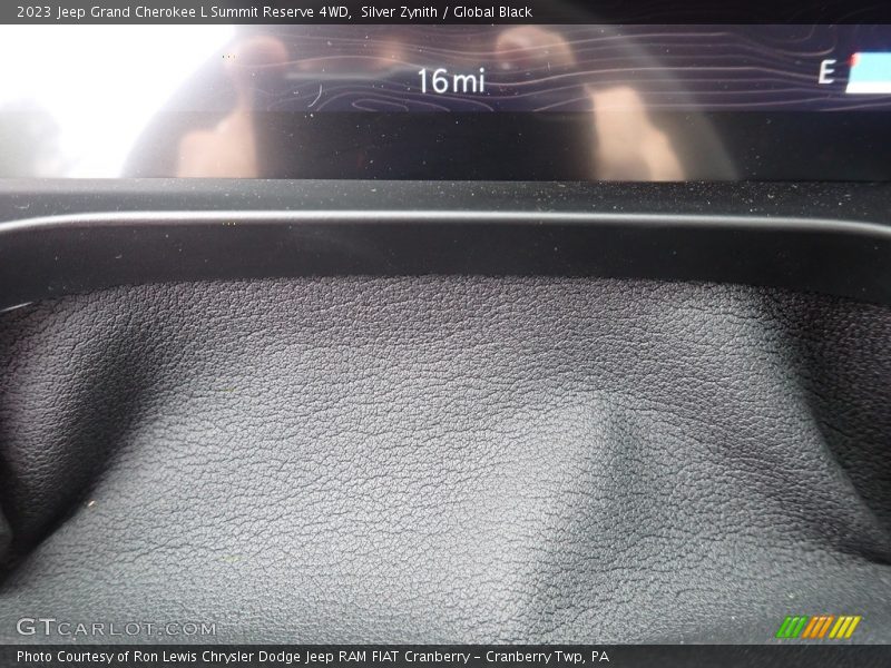 Silver Zynith / Global Black 2023 Jeep Grand Cherokee L Summit Reserve 4WD