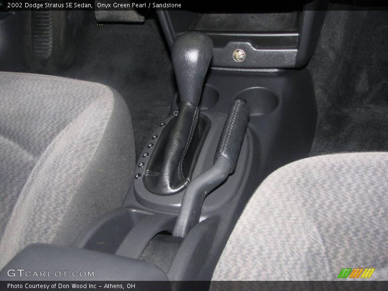 Onyx Green Pearl / Sandstone 2002 Dodge Stratus SE Sedan