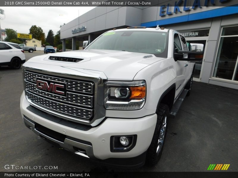 White Frost Tricoat / Cocoa/­Dune 2018 GMC Sierra 2500HD Denali Crew Cab 4x4