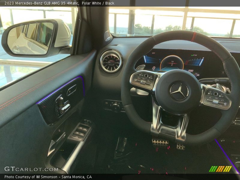  2023 GLB AMG 35 4Matic Steering Wheel