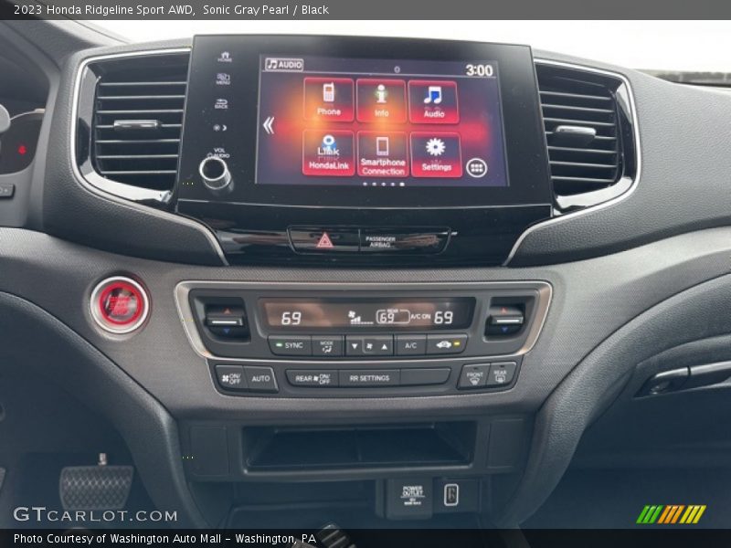 Controls of 2023 Ridgeline Sport AWD